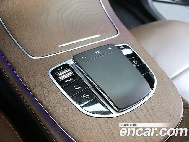 Mercedes-Benz E-Class 2021 — Şəkil 8/20