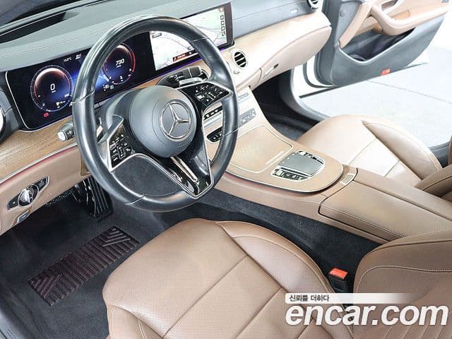 Mercedes-Benz E-Class 2021 — Şəkil 16/20