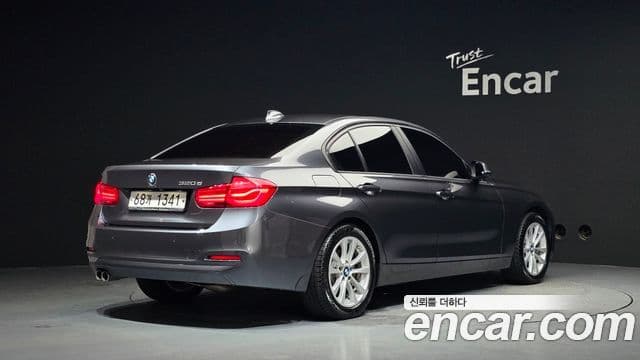 BMW 3 Series 2018 — Şəkil 2/20