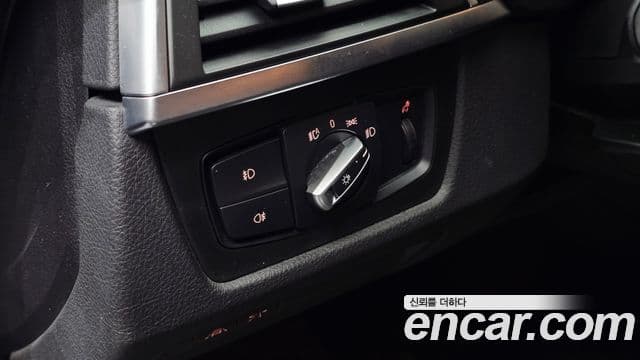 BMW 3 Series 2018 — Şəkil 20/20