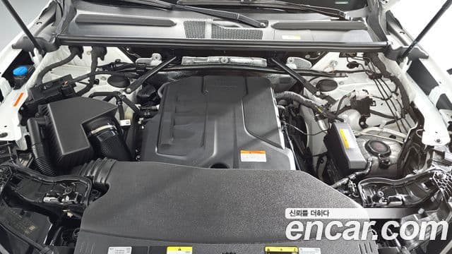 Audi Q5 2025 — ფოტო 6/20