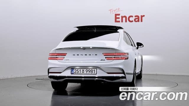 Genesis Electrified G80 2024 — фото 4 из 20