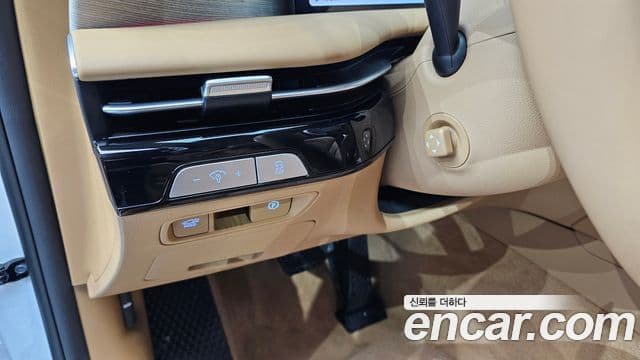 Genesis Electrified G80 2024 — фото 18 из 20