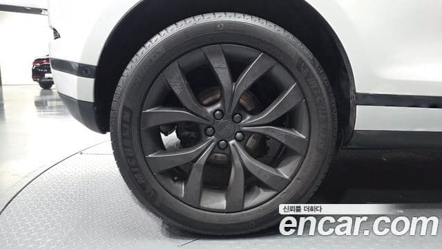 Land Rover Range Rover Evoque 2019 — Şəkil 10/20