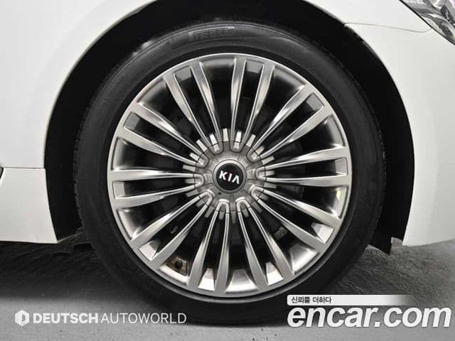 Kia The K9 2018 — ფოტო 4/20