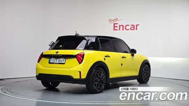 Mini Cooper S 2025 — Şəkil 1/20