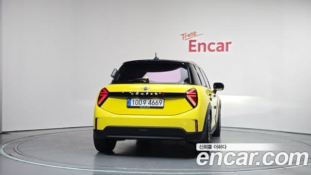 Mini Cooper S 2025 — Şəkil 3/20