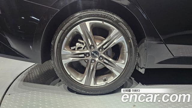 Kia K5 2022 — ფოტო 5/20