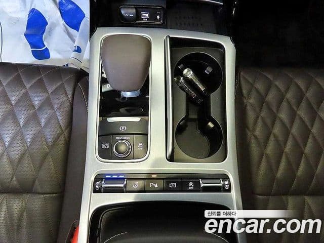 Kia Stinger 2020 — Фото 12/20