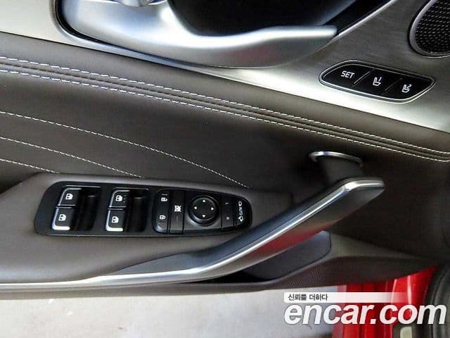 Kia Stinger 2020 — Фото 13/20