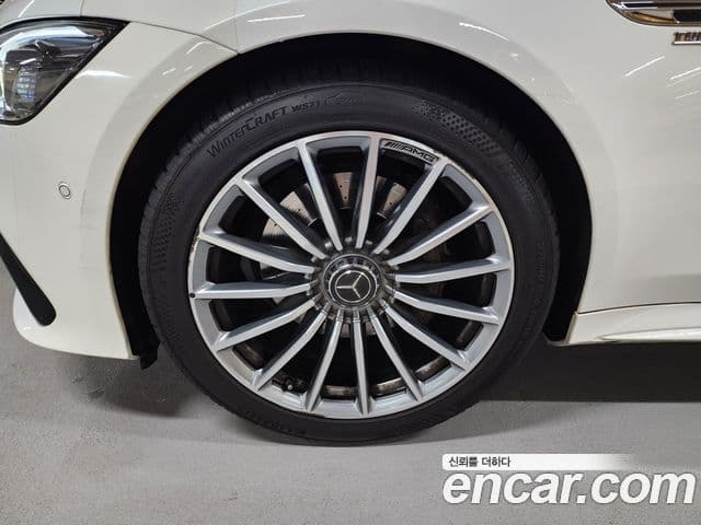 Mercedes-Benz AMG GT 2021 — Photo 15/20