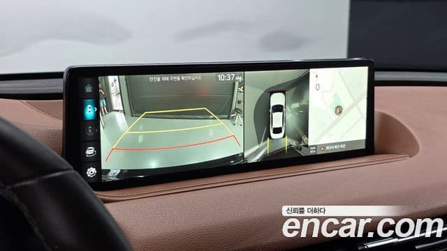 Genesis Electrified G80 2022 — ფოტო 14/20