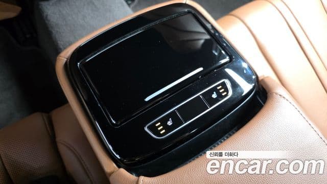 Genesis G80 2022 — Photo 22/32