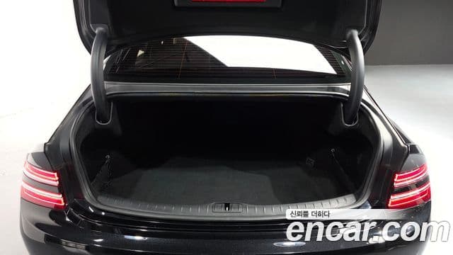 Genesis G80 2022 — Photo 14/32