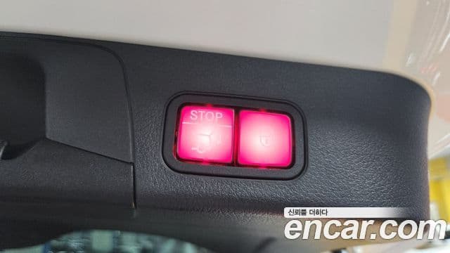 Mercedes-Benz EQB 2023 — ფოტო 11/20