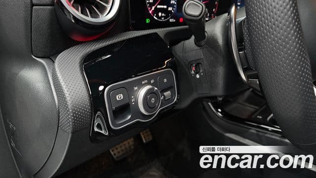 Mercedes-Benz A-Class 2025 — фото 18 из 20