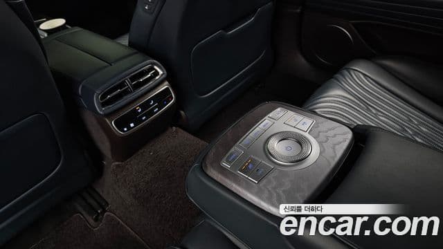 Genesis Electrified G80 2021 — ფოტო 17/20
