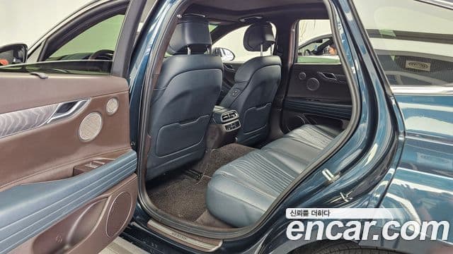 Genesis Electrified G80 2021 — ფოტო 18/20