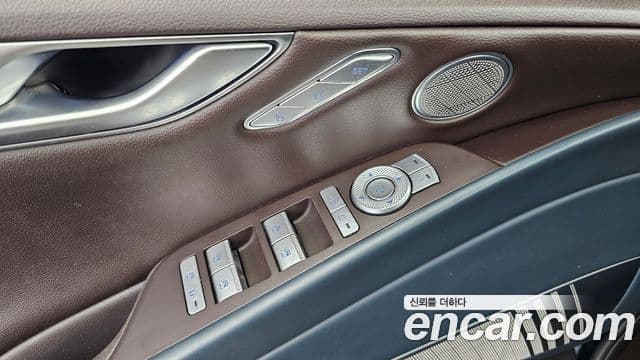 Genesis G80 2021 — Photo 20/33