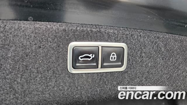 Genesis G80 2021 — Photo 29/33