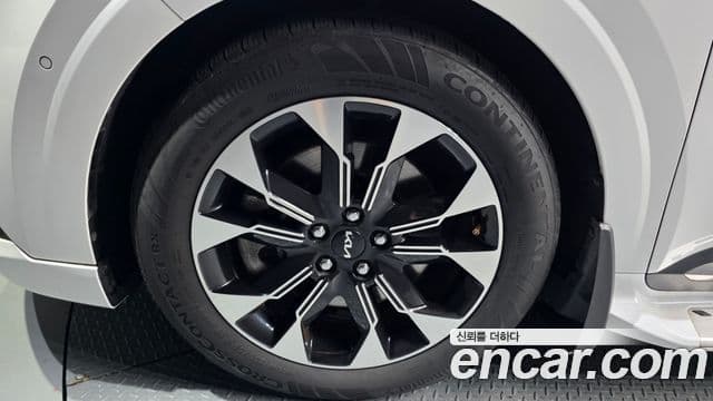 Kia Carnival 2023 — Şəkil 4/20