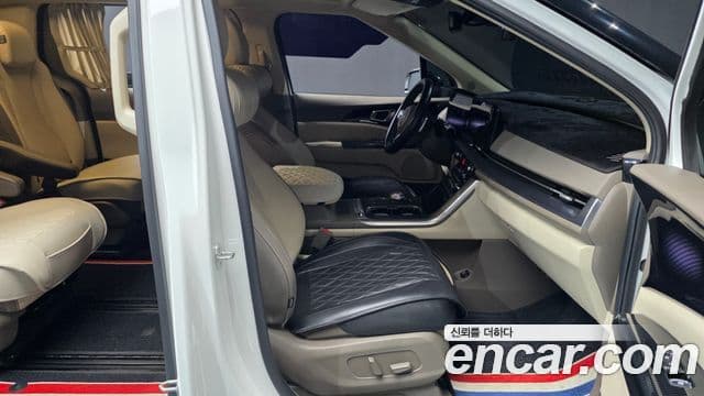 Kia Carnival 2023 — Şəkil 11/20