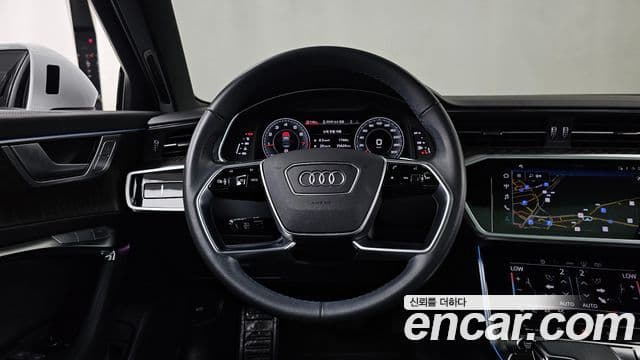 Audi A6 2022 — ფოტო 13/20