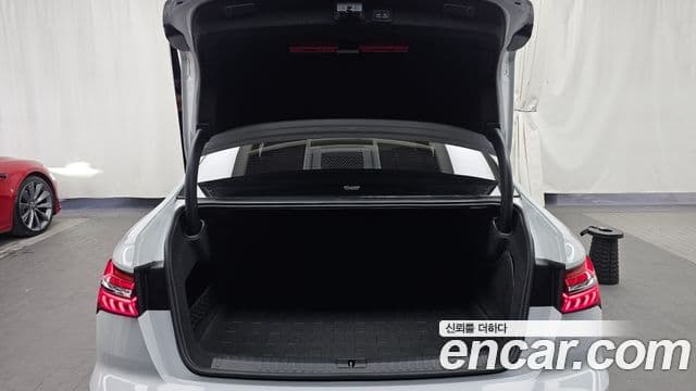 Audi A6 2022 — ფოტო 20/20