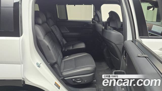 Hyundai Santa Fe 2024 — ფოტო 11/20