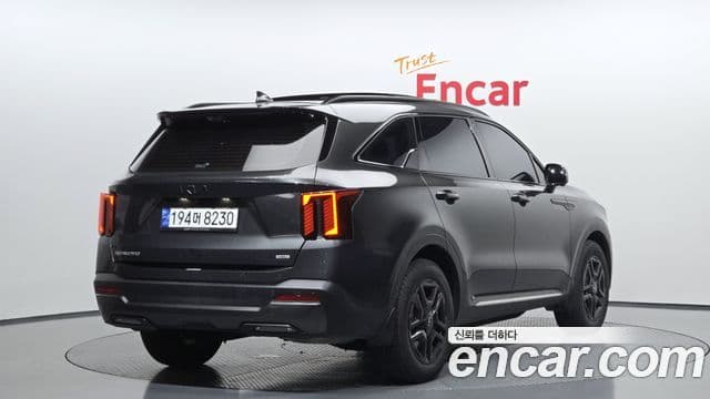 Kia Sorento 2024 — Şəkil 10/33