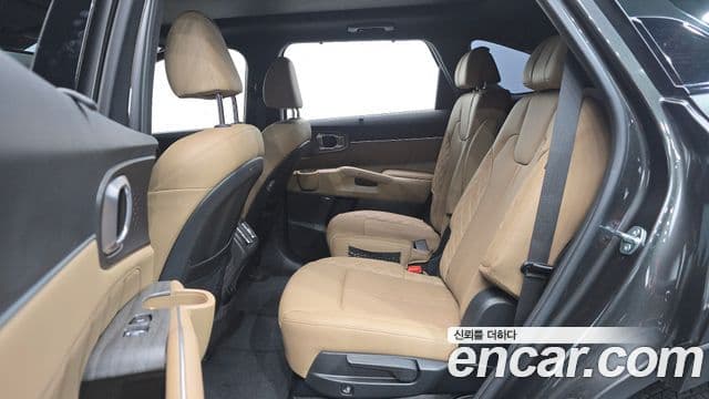 Kia Sorento 2024 — Şəkil 30/33