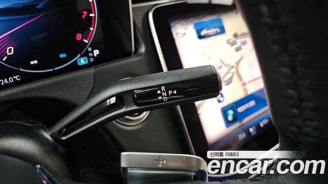 Mercedes-Benz E-Class 2024 — ფოტო 9/20