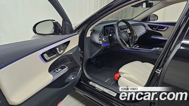Mercedes-Benz E-Class 2024 — ფოტო 10/20