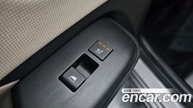 Hyundai Kona 2023 — ფოტო 18/20