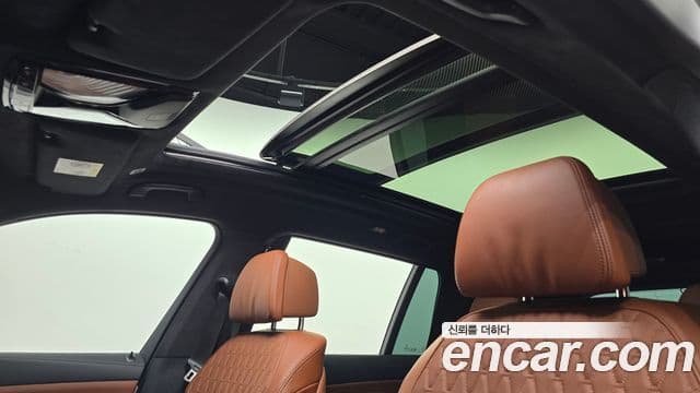 BMW X7 2025 — Photo 10/31