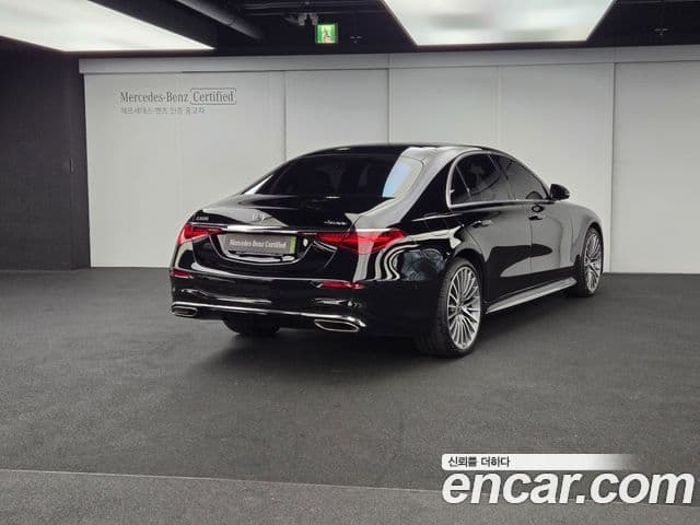Mercedes-Benz S-Class 2025 — Photo 12/20