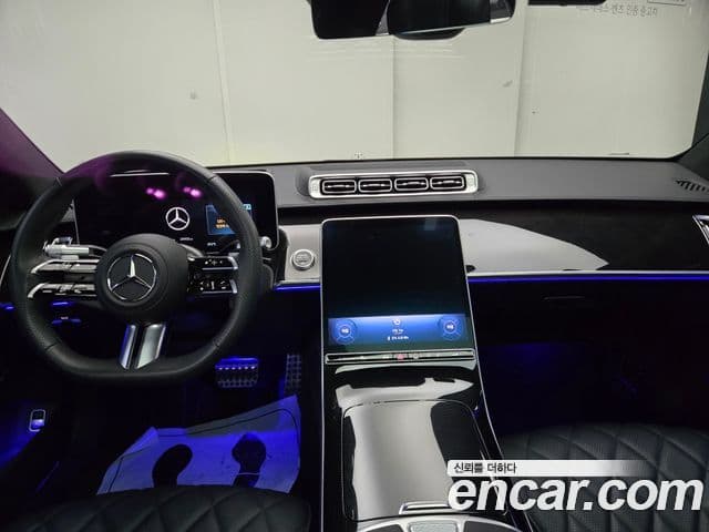 Mercedes-Benz S-Class 2025 — Photo 9/20