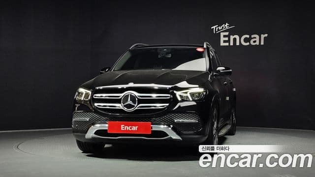 Mercedes-Benz GLE-Class 2020 — ფოტო 3/20