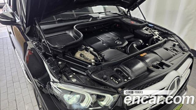 Mercedes-Benz GLE-Class 2020 — фото 6 из 20
