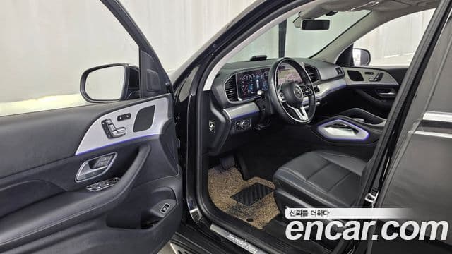 Mercedes-Benz GLE-Class 2020 — ფოტო 10/20