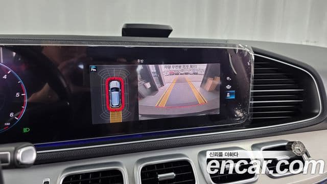 Mercedes-Benz GLE-Class 2020 — ფოტო 15/20