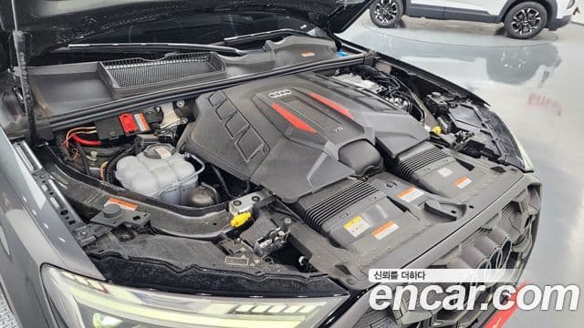 Audi SQ7 2025 — ფოტო 34/45