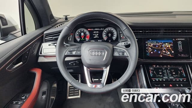 Audi SQ7 2025 — ფოტო 26/45