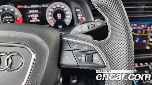 Audi SQ7 2025 — ფოტო 4/45