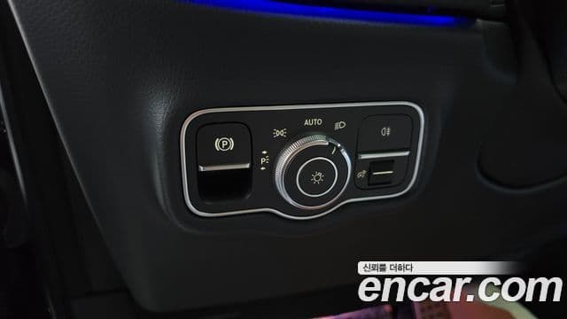 Mercedes-Benz G-Class 2025 — ფოტო 19/20