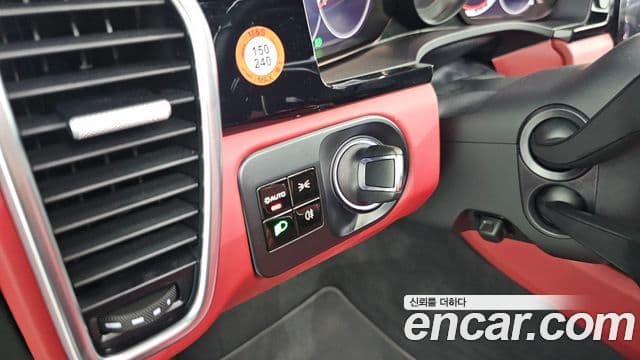 Porsche Cayenne 2019 — Şəkil 16/20