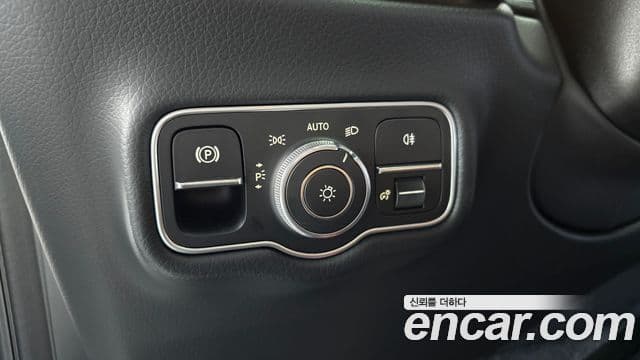 Mercedes-Benz G-Class 2025 — ფოტო 17/20