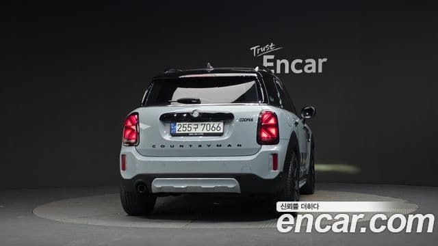 Mini Cooper Countryman 2022 — ფოტო 3/20