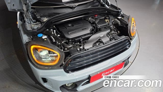 Mini Cooper Countryman 2022 — ფოტო 5/20