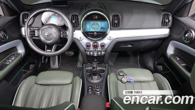 Mini Cooper Countryman 2022 — ფოტო 10/20